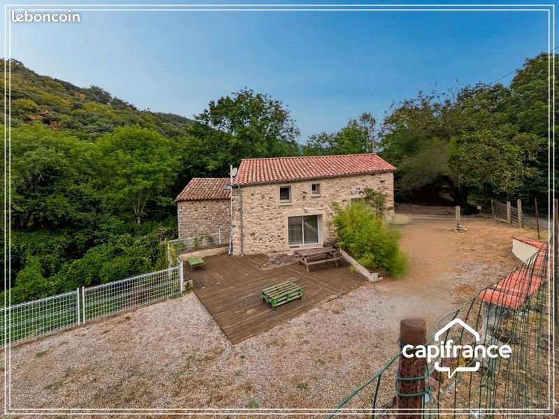 Maison 44 pièces 88 m² · à Riols · 88 m² · 161 000 €