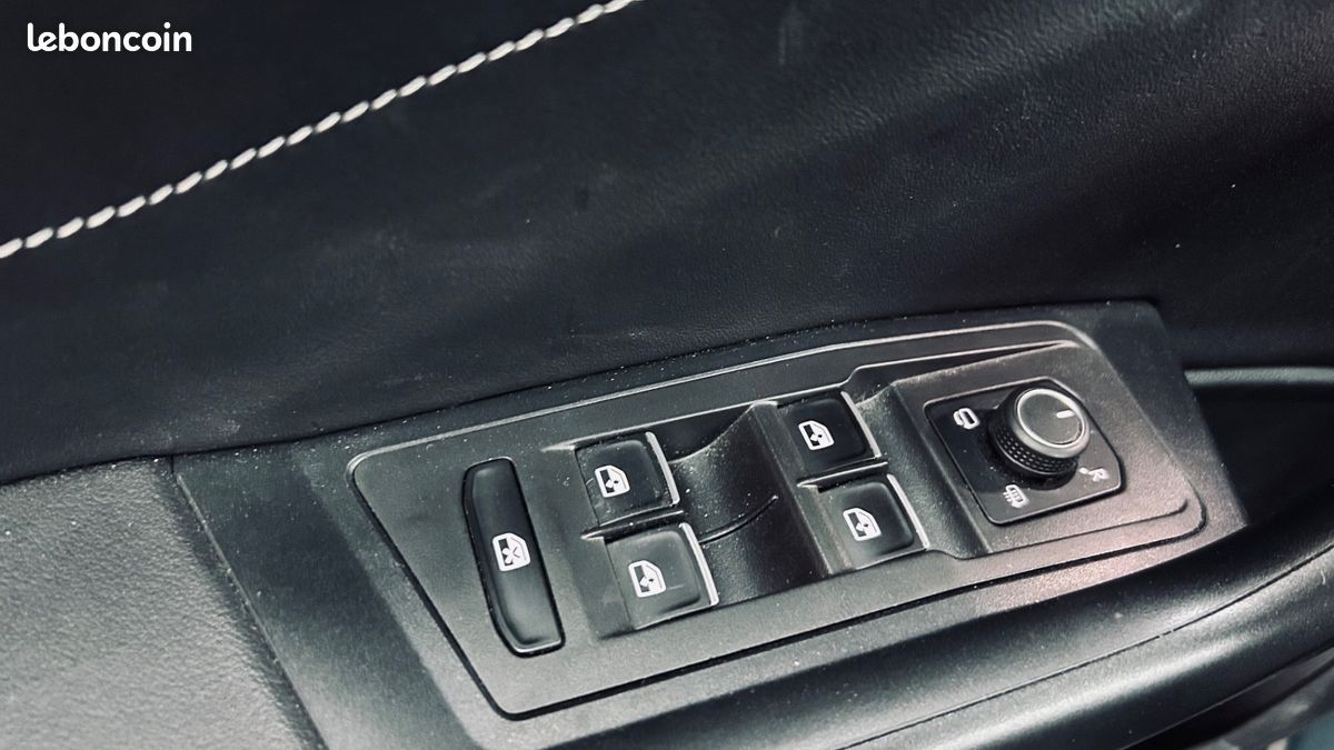 Volkswagen t-ROC 2.0 TDI 150 CH R-Line DSG+ CARPLAY+DIGITALCOCKPIT +CAMERA +ACC + GARANTIE 12 MOIS (image 26)
