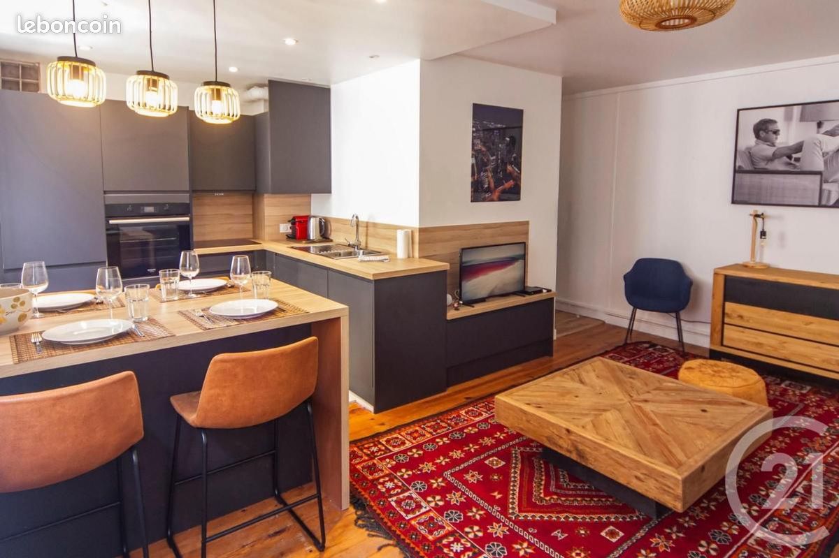 Appartement 2 pièces 49 m² · à La Rochelle · 49 m² · 973 €/mois