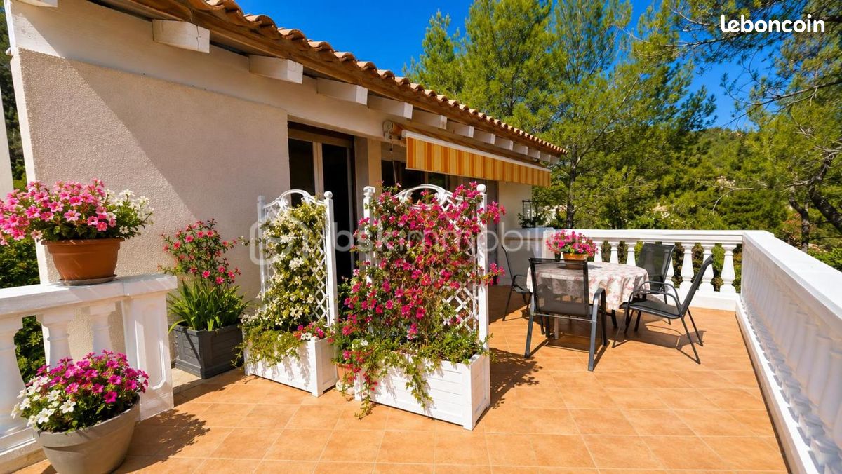 Maison 5 pièces 100 m² · à Cabasse · 100 m² · 310 000 €