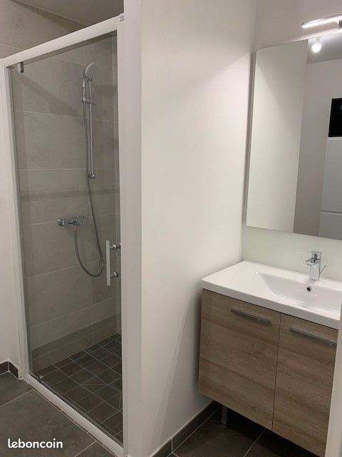 Appartement a louer - 2 pièce(s) - 44 m2 - Surfyn