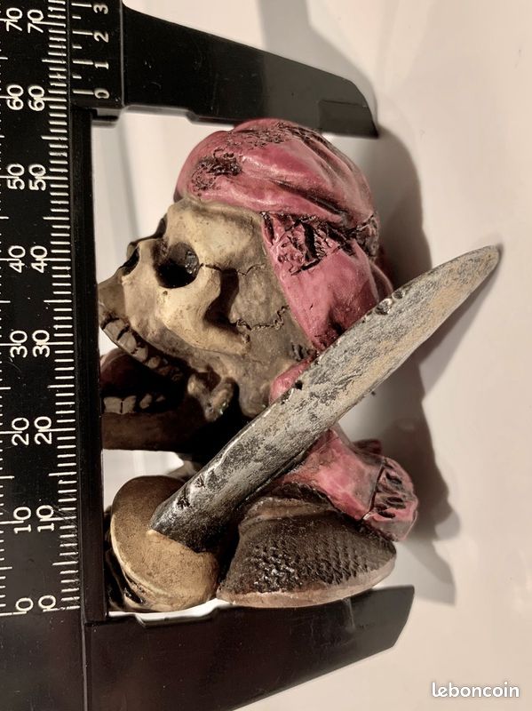 Lot de 5 Figurines SKULL pirates (image 5)