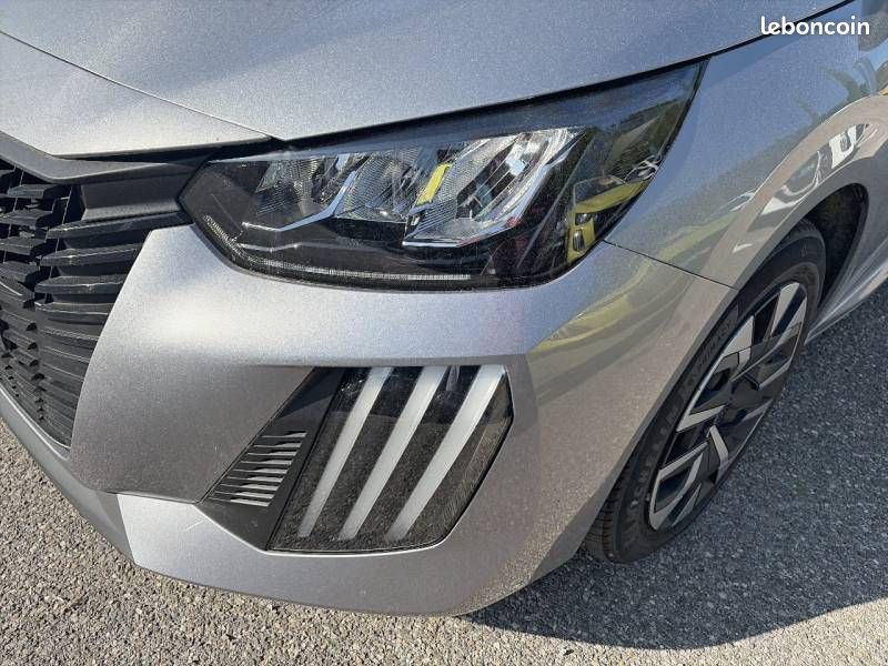 Peugeot 208 100 S&S BVM6 Style (image 22)