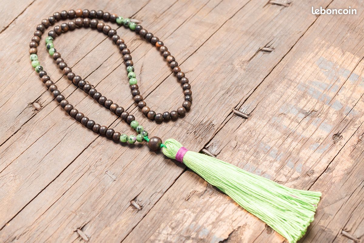 Collier Mala CHAKRA DU COEUR - Ruby et Bois d'Ebène naturel (image 2)