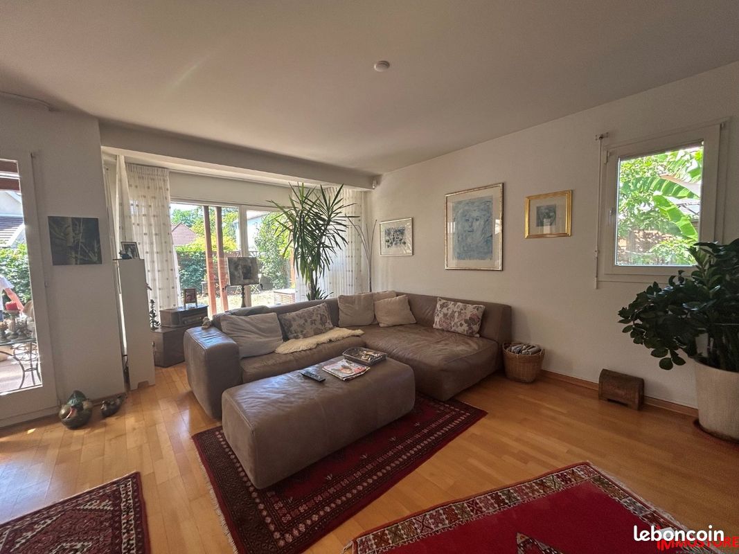 Maison 5 pièces 123 m² · à Hégenheim · 123 m² · 590 000 €