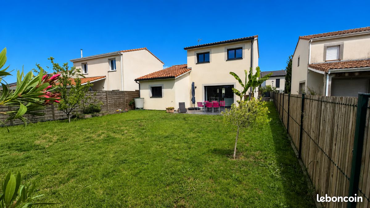 Maison 4 pièces 102 m² · à Labarthe-sur-Lèze · 102 m² · 382 000 €