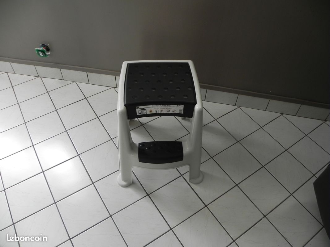 Escabeau (image 1)
