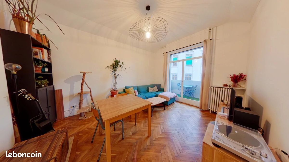Appartement 2 pièces 49 m² · à Saint-Étienne · 49 m² · 617 €/mois