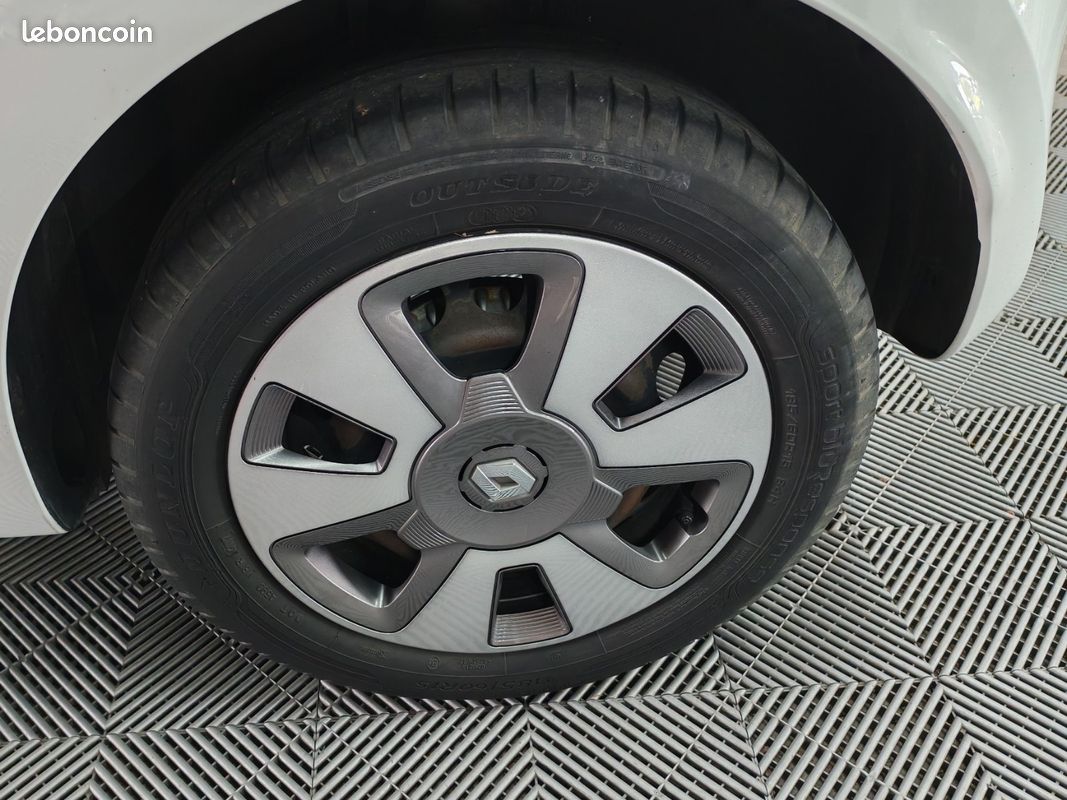 RENAULT TWINGO III 1.0 SCe 70 eco2 Stop Start Zen (image 9)