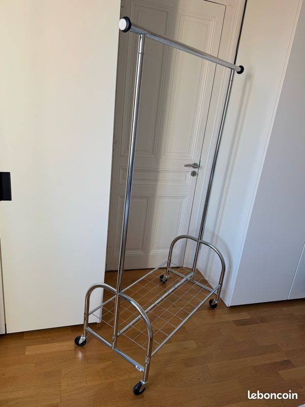WENKO Porte-vêtements All In Repliable - Métal Chromé Sur Roulettes 89,5 X 117-169 X 43 Cm