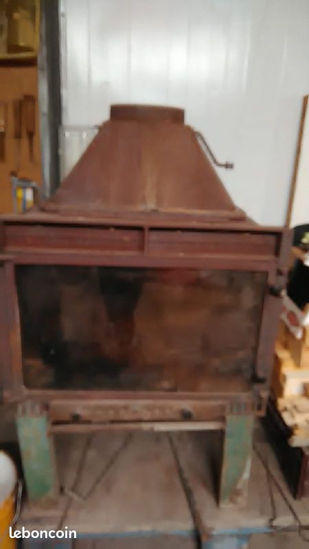 Insert cheminée à bois (image 1)