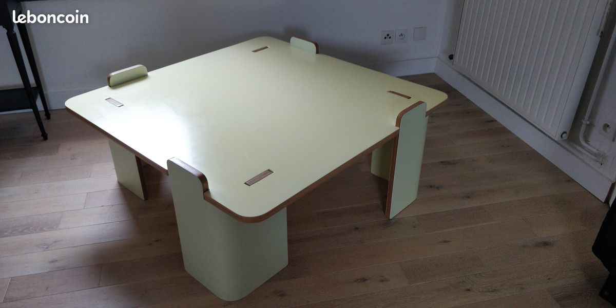 Table basse design modèle unique (image 2)