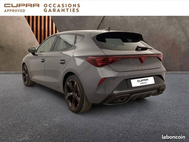 Cupra Leon 1.5 eTSI Hybrid 150ch V DSG7 (image 12)