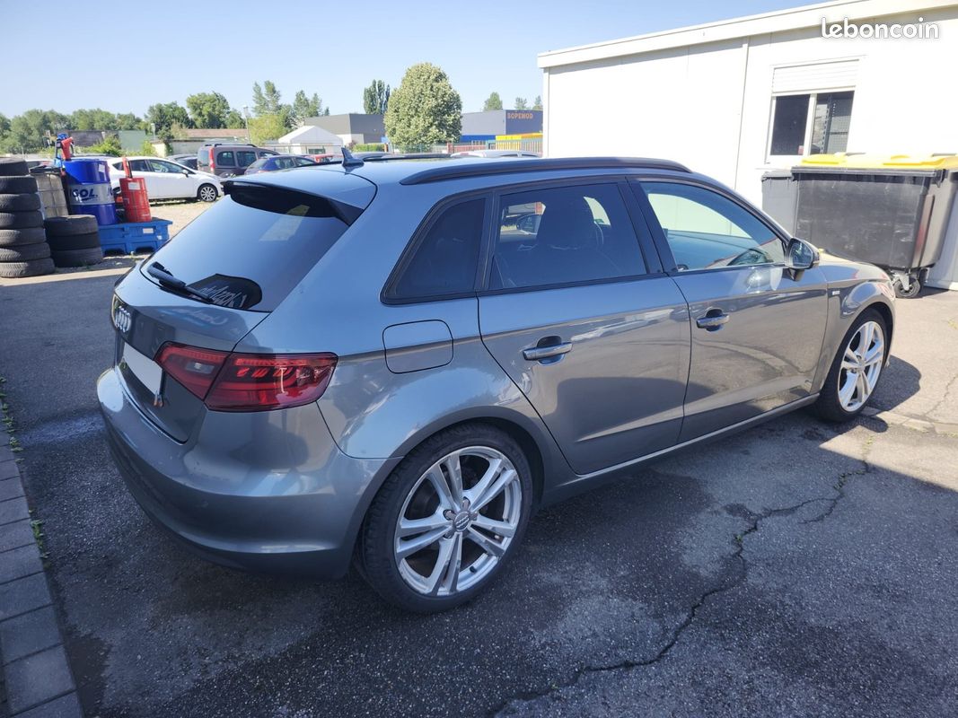 Audi A3 2.0 TDI 184ch Sportback - S line (image 8)