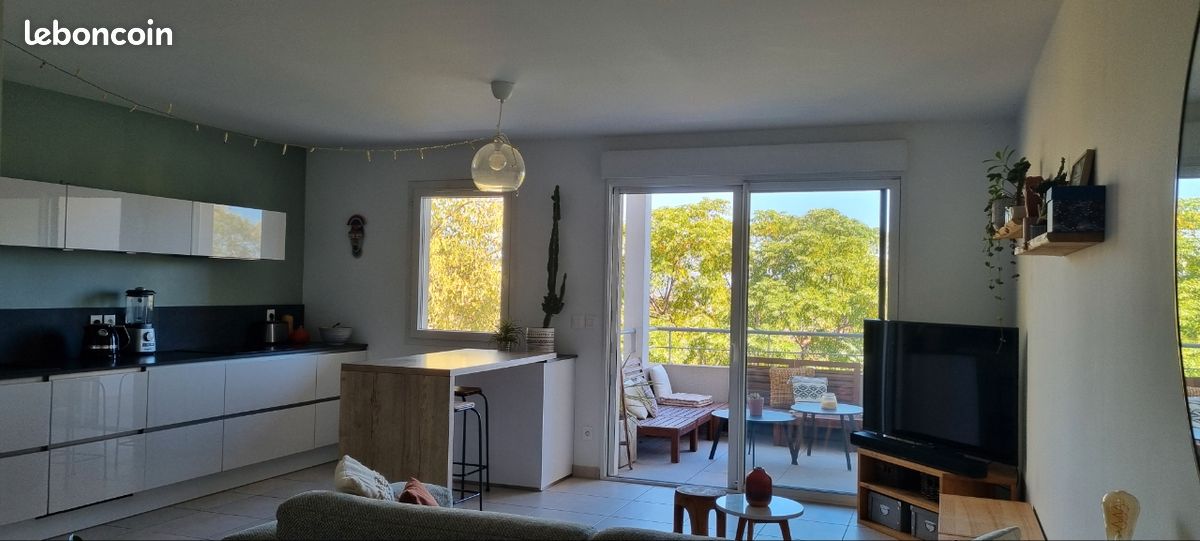 Appartement 3 pièces 65 m² · à Toulon · 64,5 m² · 1 300 €