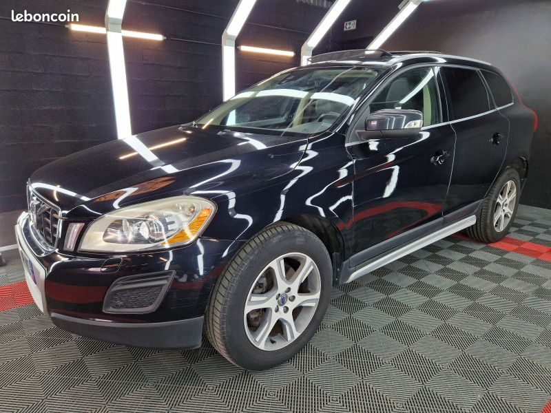 Volvo XC60 D3 136CH SUMMUM * TOIT * BLUETOOTH * XENON * CAMERA * NAVIGATION (image 3)