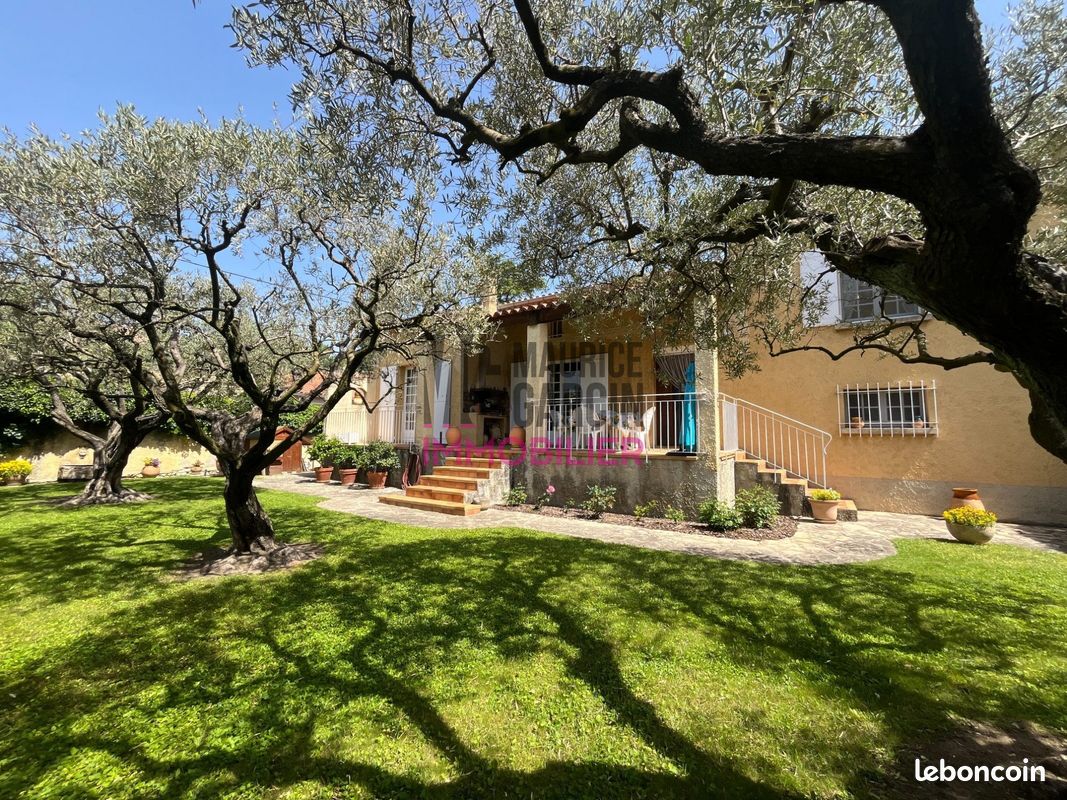 Maison 5 pièces 112 m² · à Carpentras · 112 m² · 400 000 €