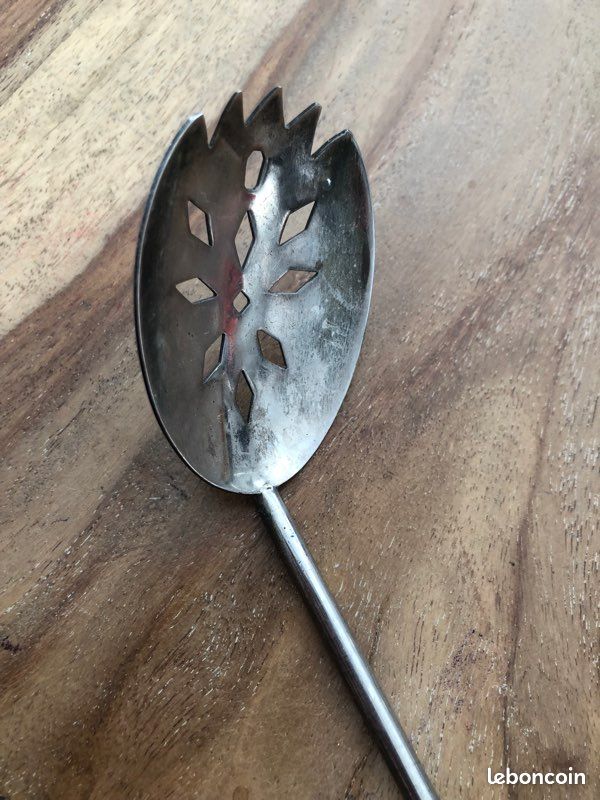 Seau à glaçons vintage en métal argenté sur Gens de Confiance