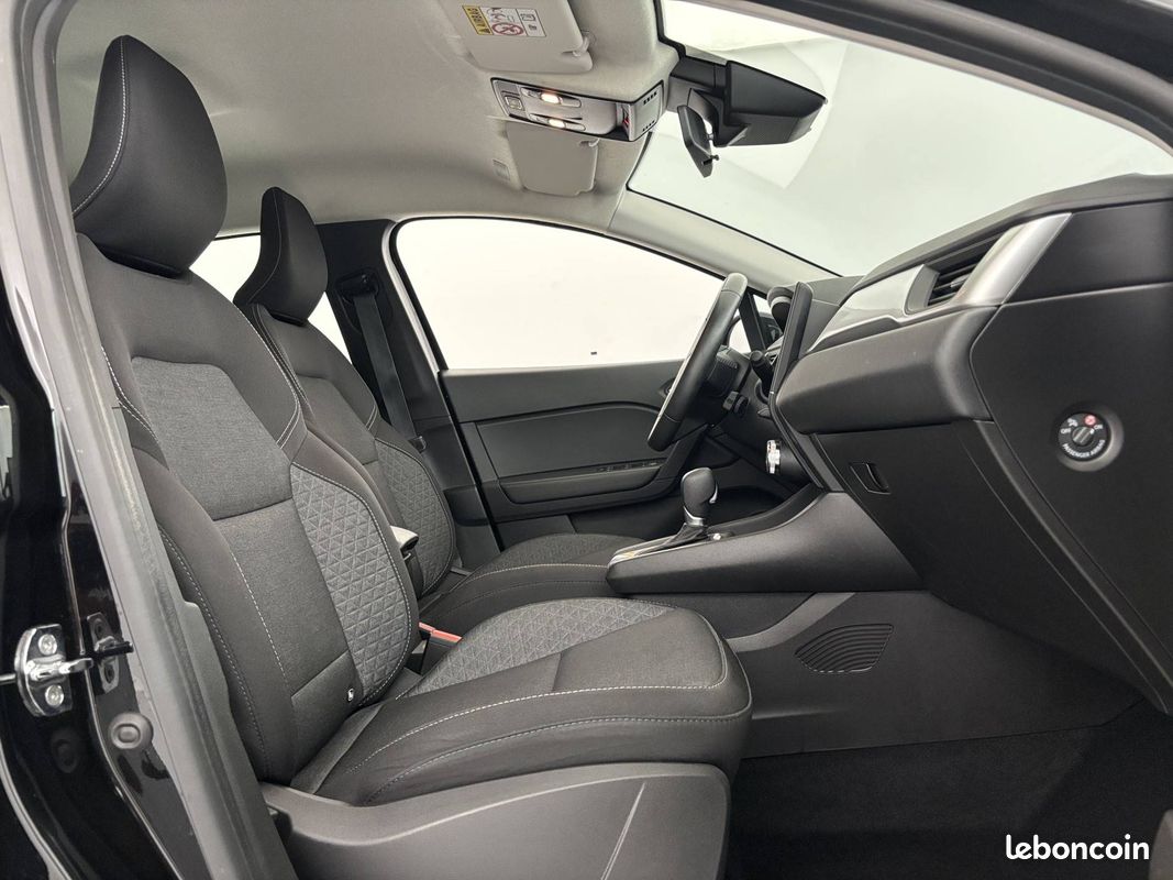 RENAULT Captur E-Tech 145 - 21 Business (image 14)