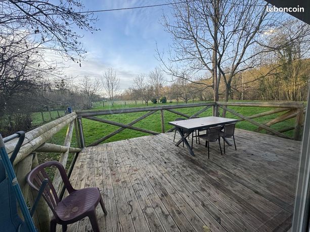 Maison 20 pièces 250 m²