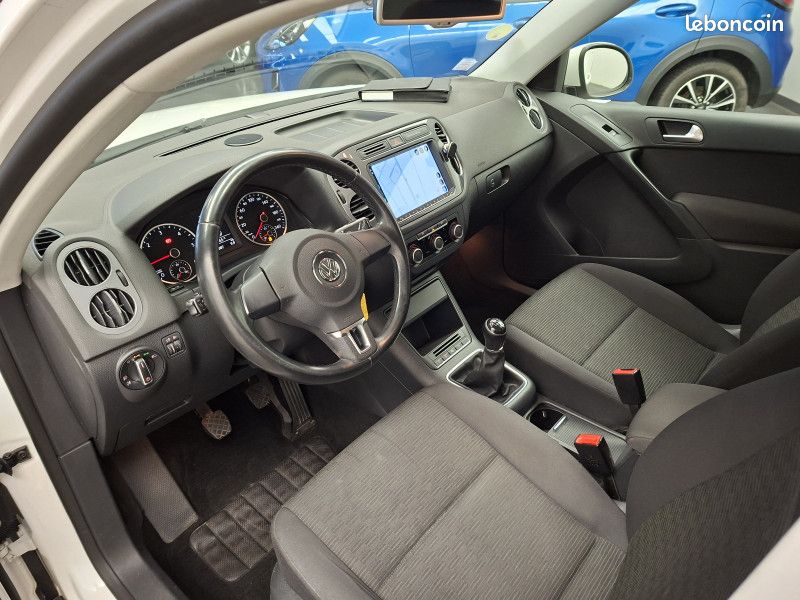 Volkswagen TIGUAN 2.0 tdi 110cv Bluemotion Technologie/Apple Car Play/Caméra/Radar/Régulateur (image 14)