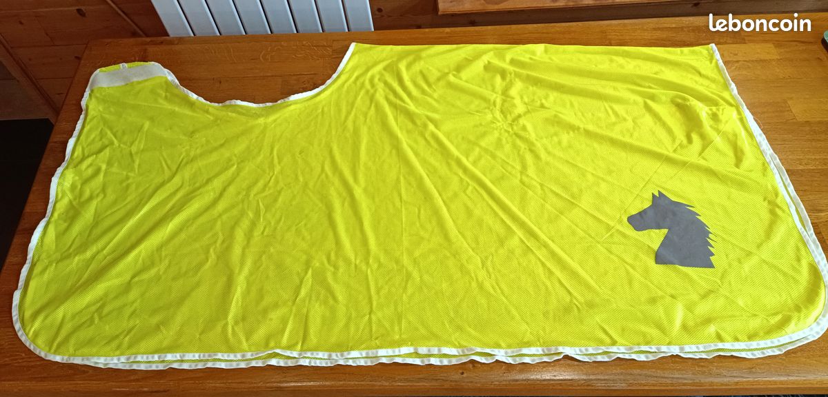 Couverture jaune fluorescente poney taille 145 (image 1)