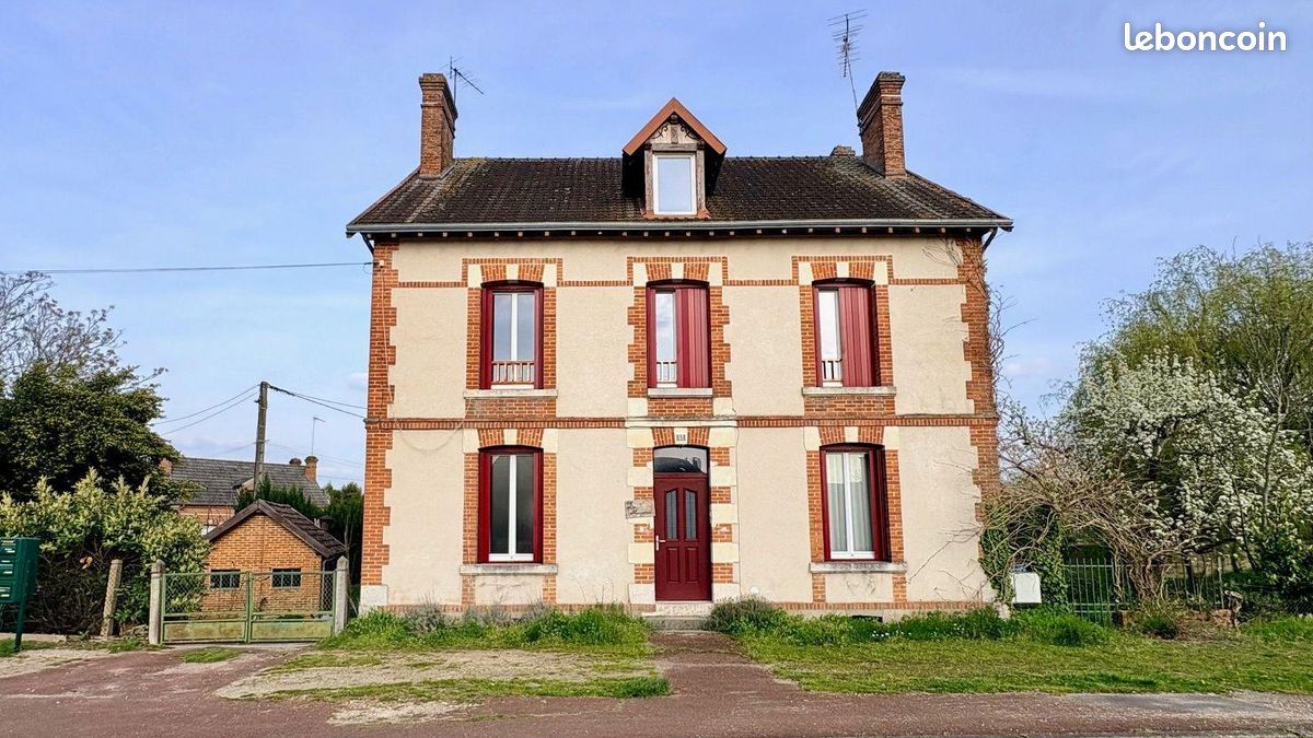 Maison 7 pièces 172 m² · à Salbris · 172 m² · 252 960 €