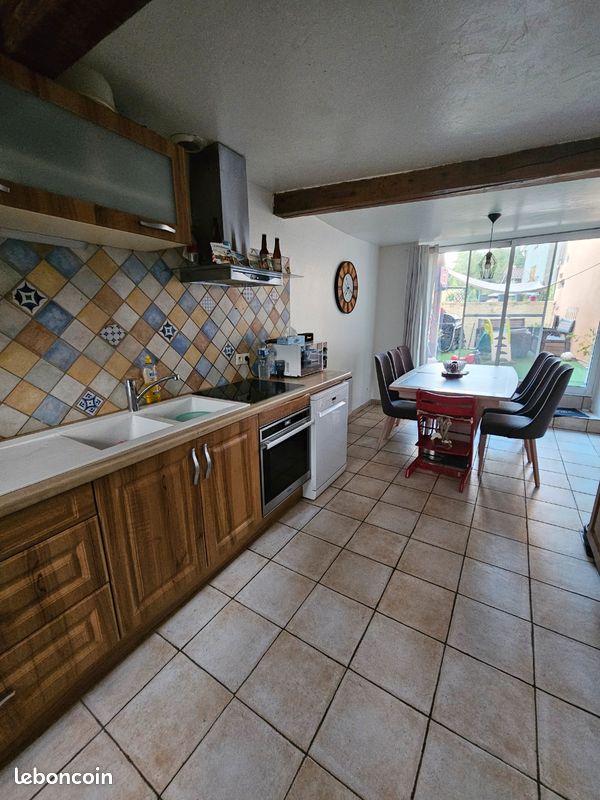 Maison 5 pièces 118 m² · à Yzeron · 117,9 m² · 289 000 €