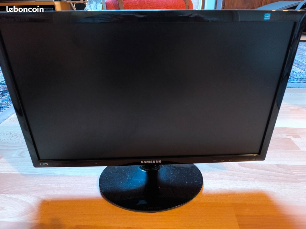 Samsung-bx2231 (image 1)