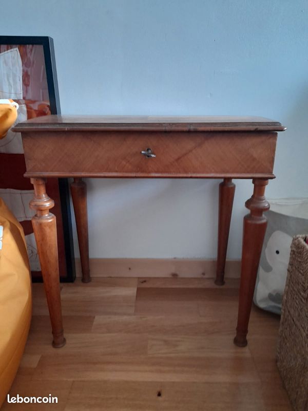 Coiffeuse (image 1)