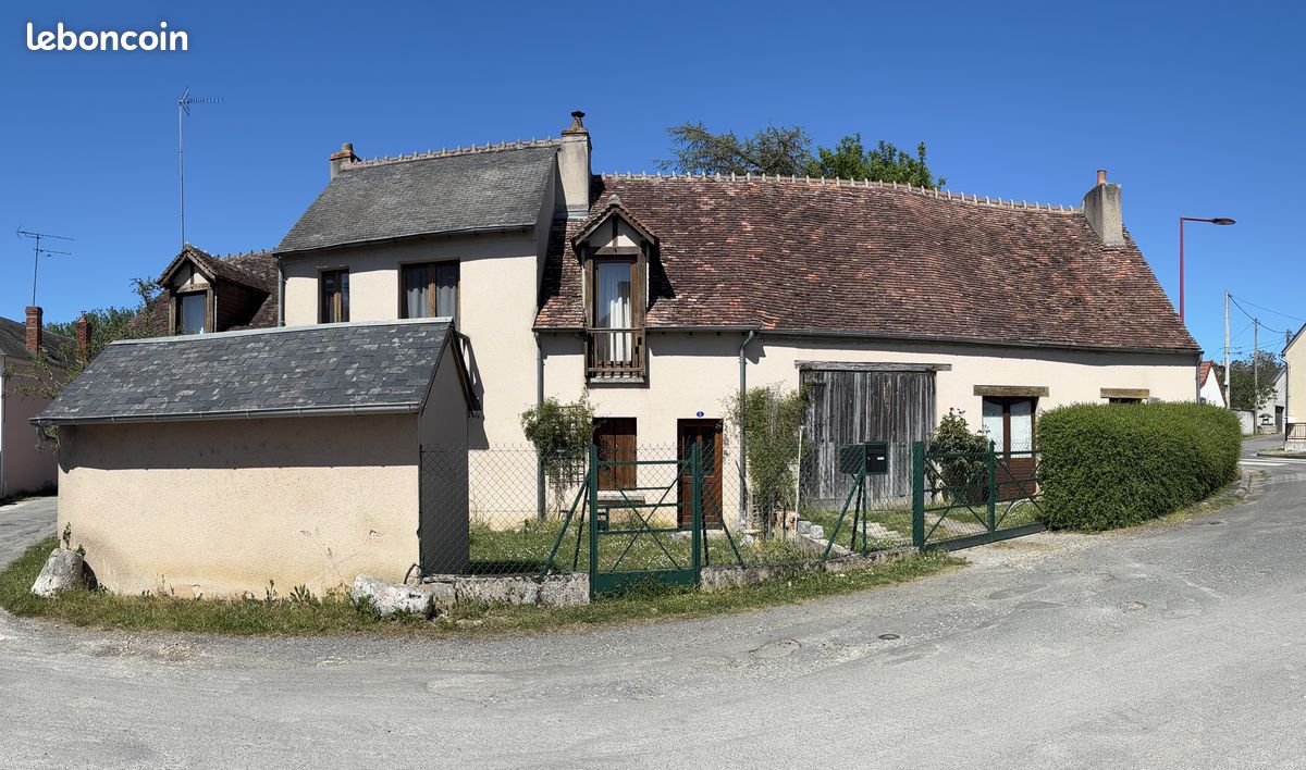 Maison 6 pièces 125 m² · à Chârost · 125 m² · 81 000 €