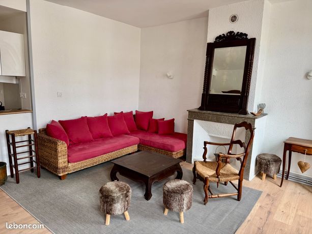 Appartement meublé 2 Pièces - 45m² - Place du Taurobole