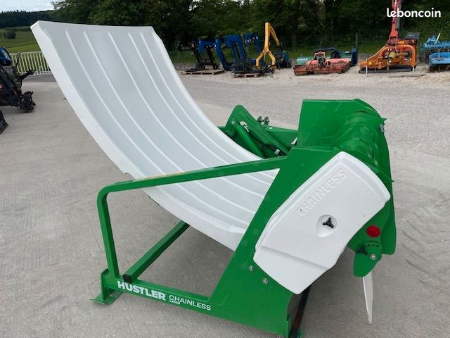 Hustler LX104 (image 2)