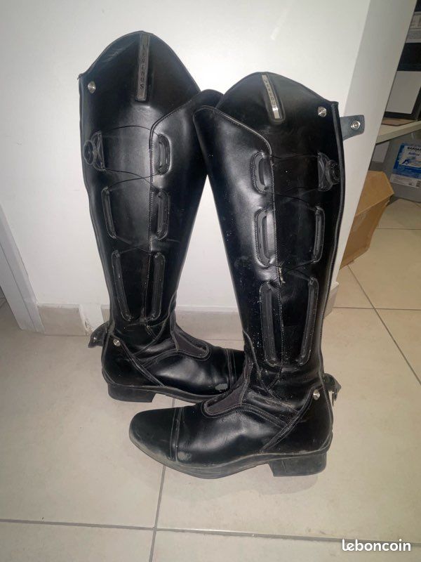 Bottes D'équitation Veredus Fuzzy – Modèle Ouvert Devant, Occasion Bon état