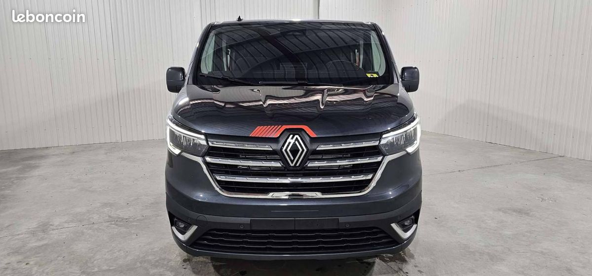 Renault Trafic CABINE APPROFONDIE CA L1H1 BLUE DCI 170 BVA9 RED EDITION EXCLUSIVE (image 7)