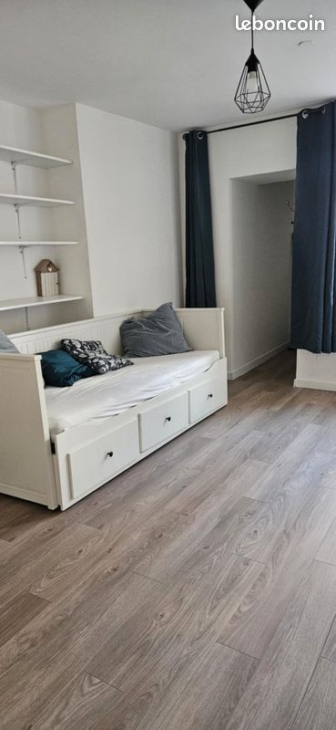 Appartement 1 pièce 24 m² · à Auxonne · 24 m² · 350 €