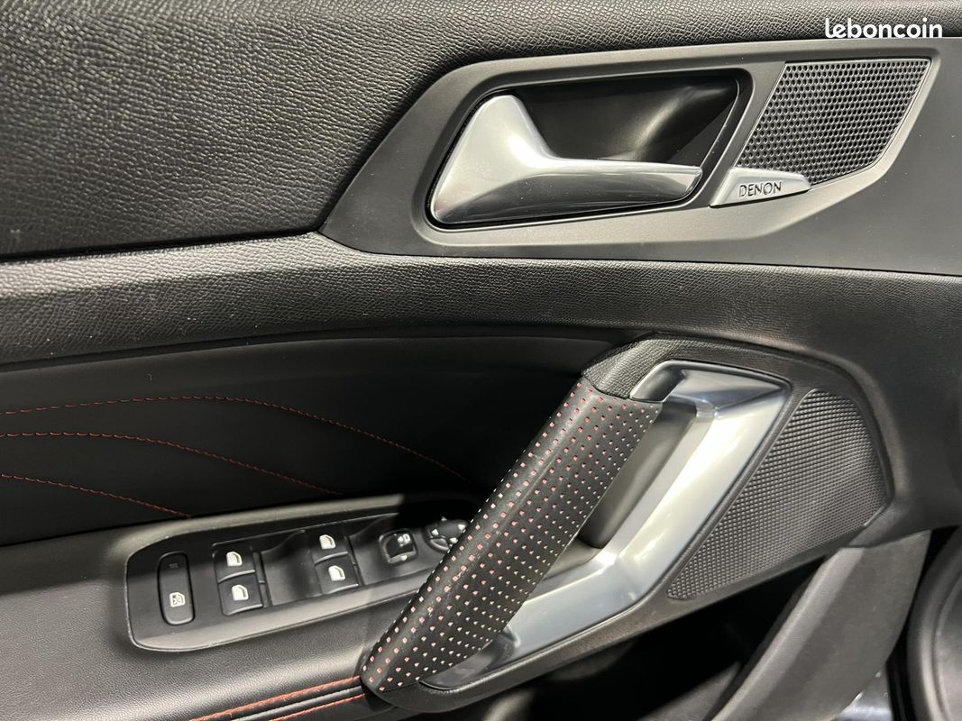 PEUGEOT 308 1.6 THP 270ch S&S BVM6 GTi by PEUGEOT SPORT (image 22)
