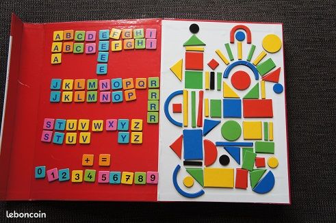 Le tableau magnétique pour enfants est un jouet éducatif captivant conçu pour stimuler la créativité et développer la motricité fine des enfants dès 3 ans 😍 Avec son adorable motif de canard