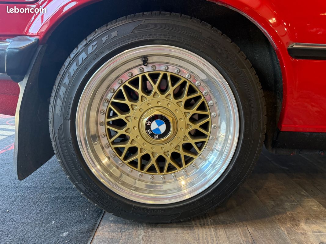 BMW e30 323i M tech 2.3 i 150ch Pont Autobloquant + boite inversée + BBS RM (image 26)