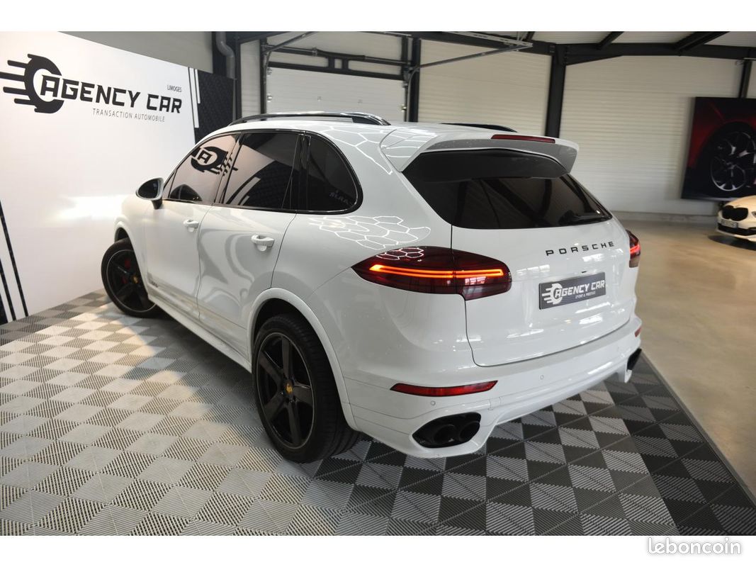 PORSCHE CAYENNE GTS - 3.6i V6 - 440ch - BVA - Suivi Porsche (image 4)