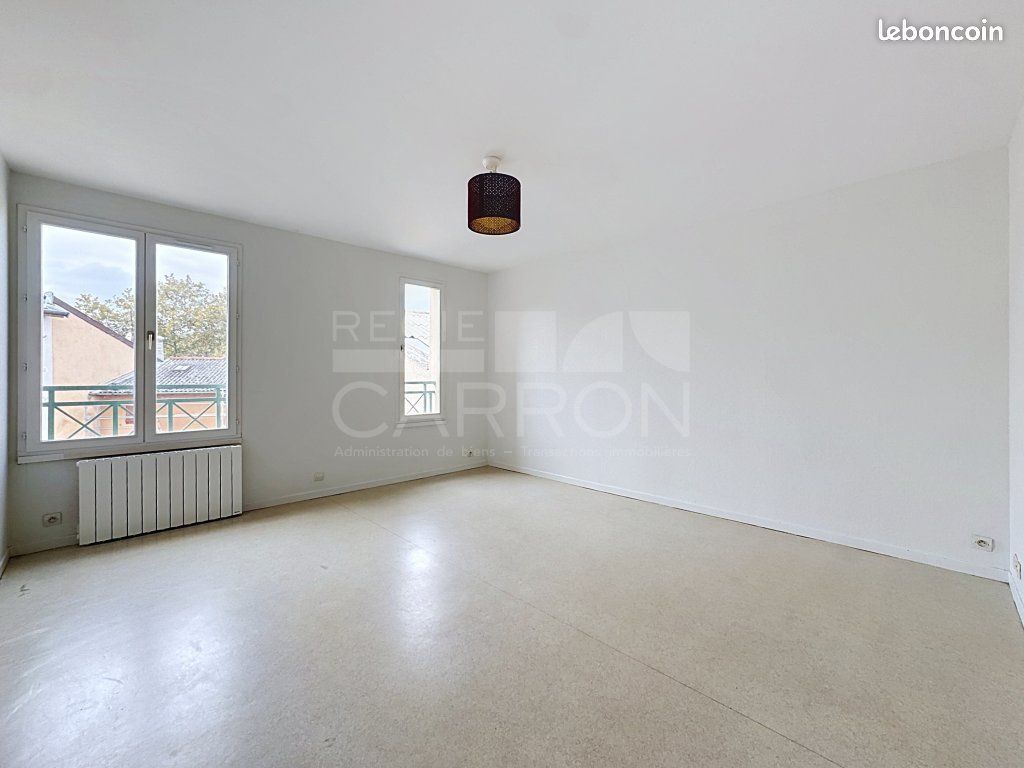 Appartement 3 pièces 64 m² · à Saint-Genis-Laval · 64 m² · 804 €/mois