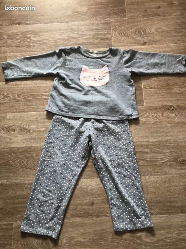 Pyjama hiver filles hiver 8 ans 2 pièces (image 1)