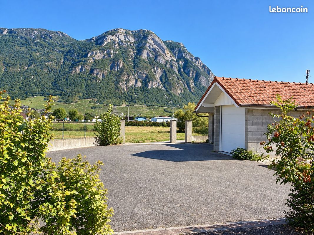Terrain 488 m² · à Porte-de-Savoie · 488 m² · 190 000 €
