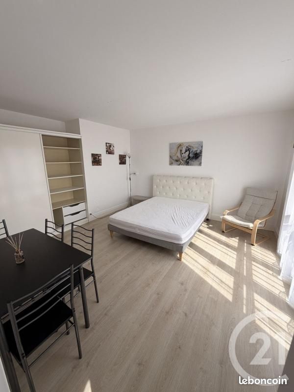 Appartement 1 pièce 32 m² · à Saint-Maur-des-Fossés · 32 m² · 974 €/mois