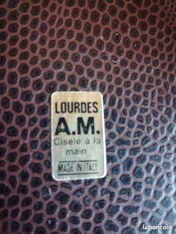 Cadre de Notre Dame de LOURDES et Bernadette (image 3)