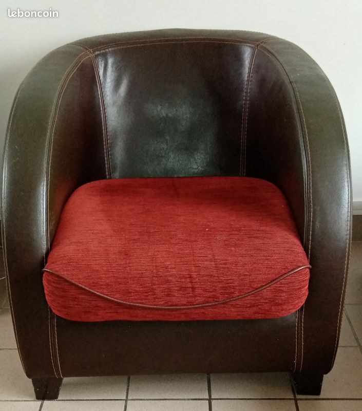 Fauteuil en cuir, assise tissus (image 2)