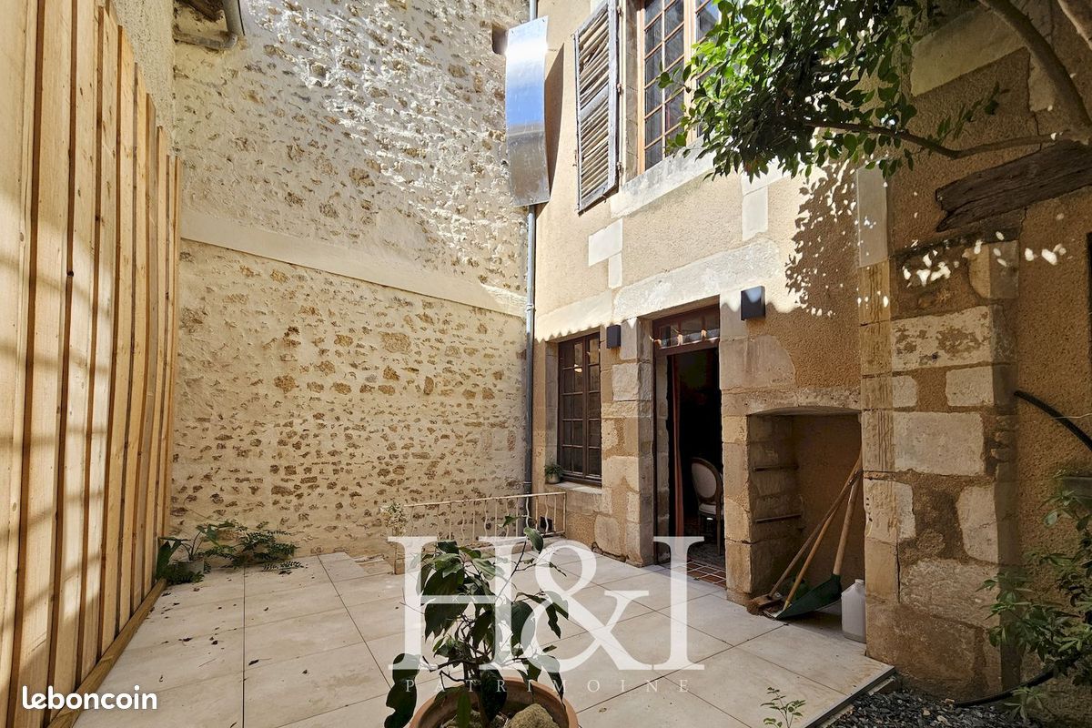 Maison 5 pièces 106 m² · à Poitiers · 106 m² · 299 500 €