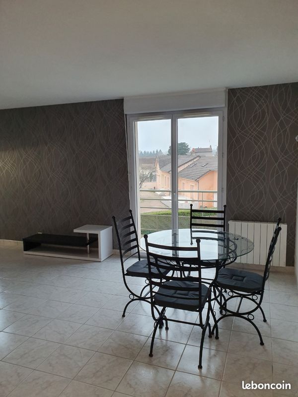 Appartement 2 pièces 48 m² · à Montchanin · 48 m² · 540 €