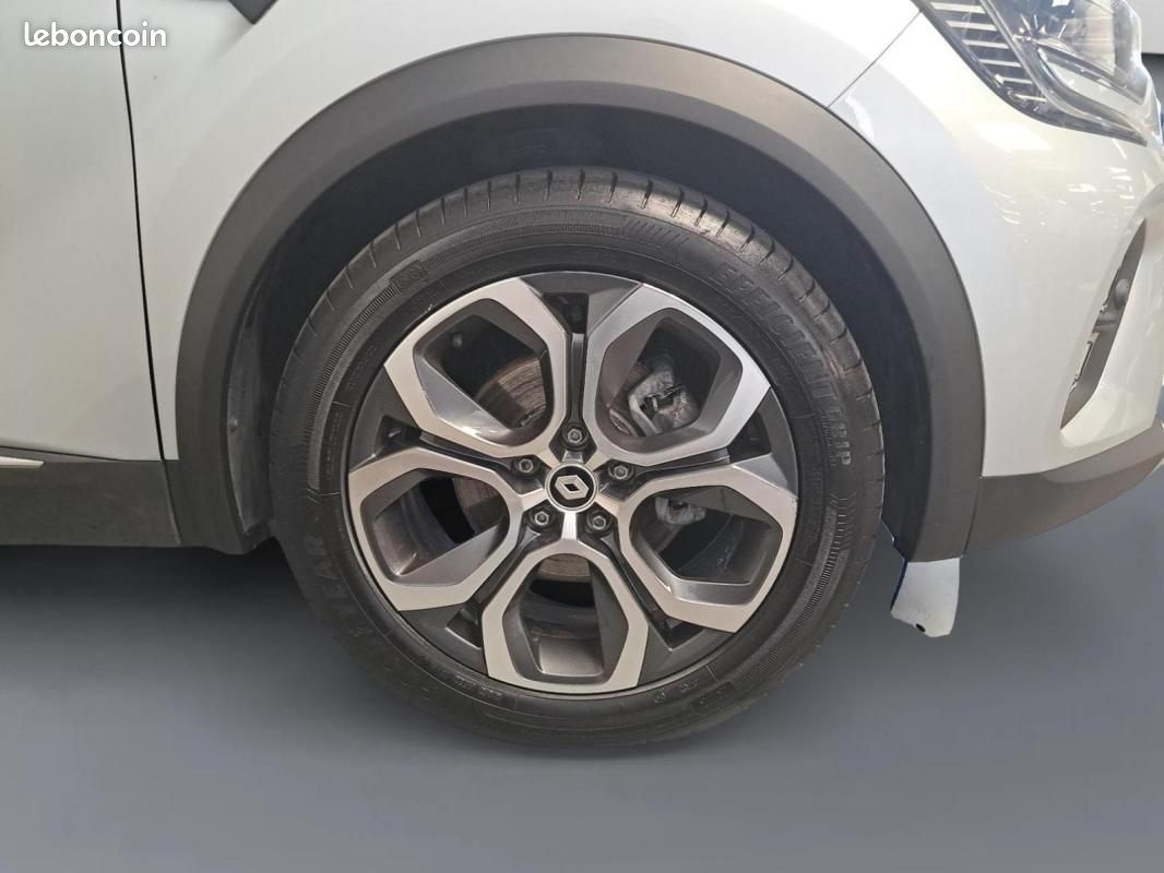 Renault Captur E-Tech 145 - 21 Intens (image 9)