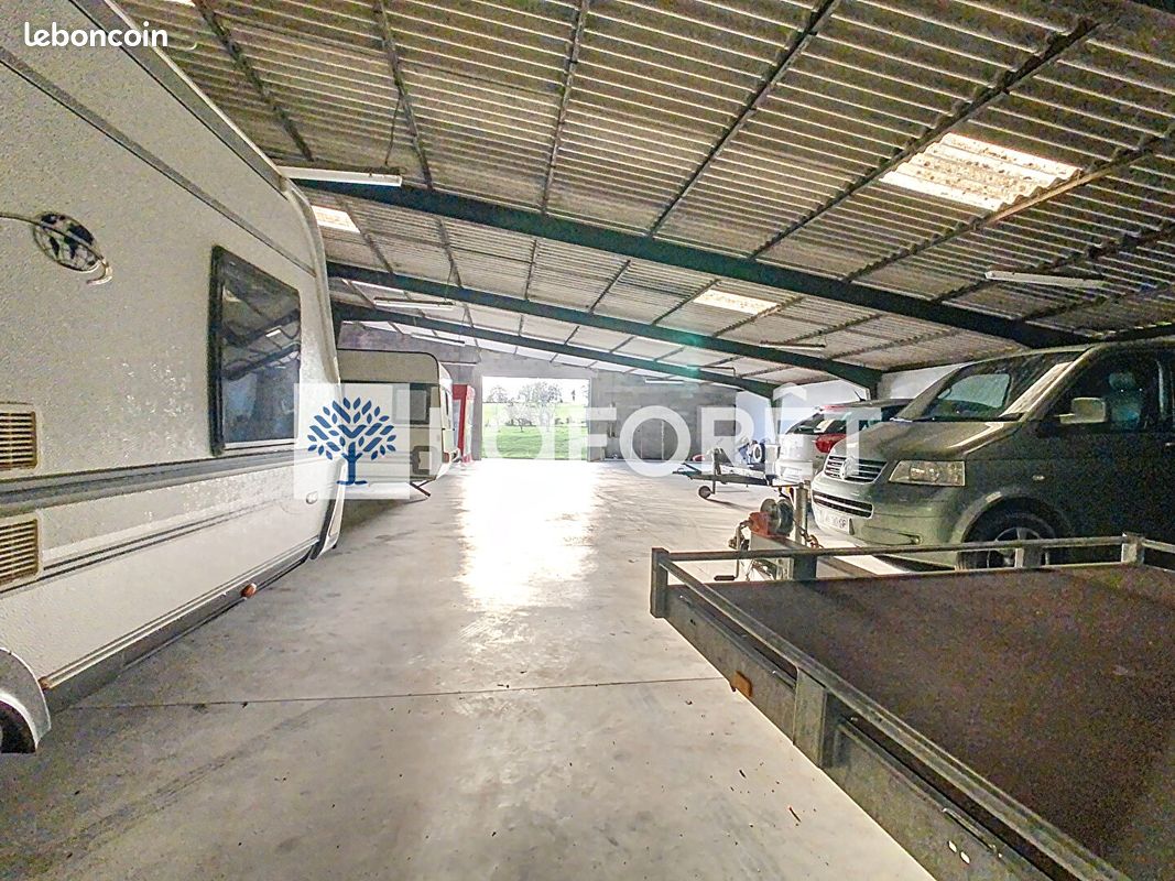 Maison 8 pièces 109 m² - Bressuire 79300 (image principale 6)